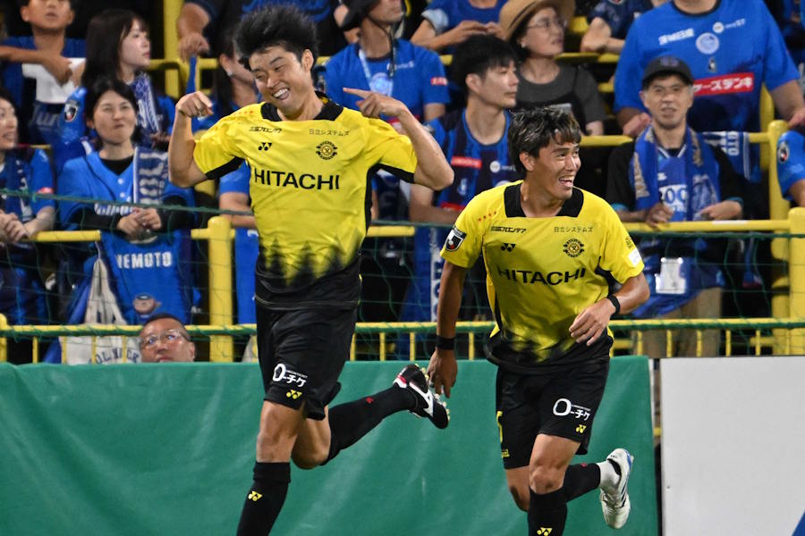 柏と水戸が対戦【写真：徳原隆元】