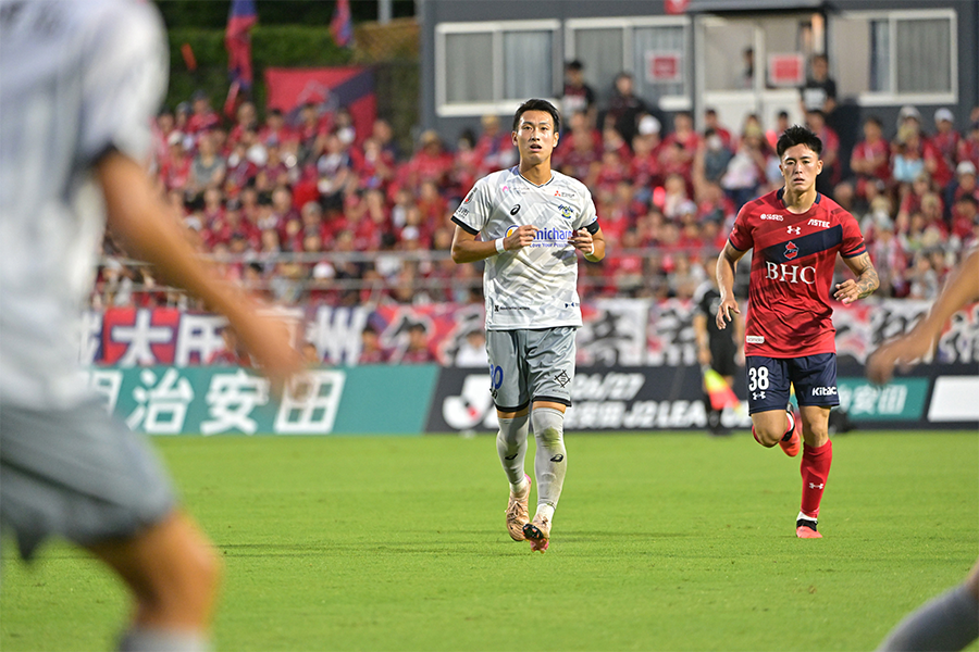 いわき戦に出場した今治・中井卓大【写真:Getty Images】