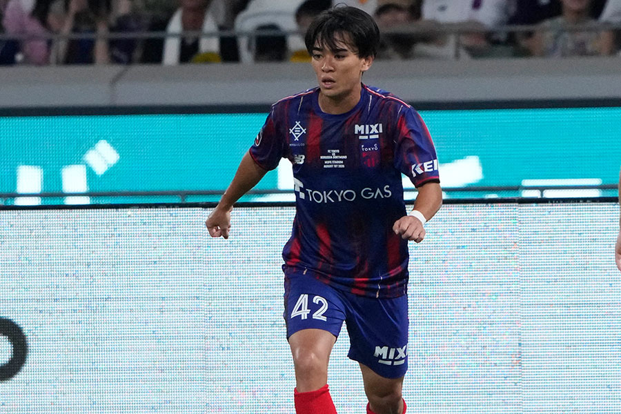 橋本健人が町田戦で一発退場【写真:増田美咲】