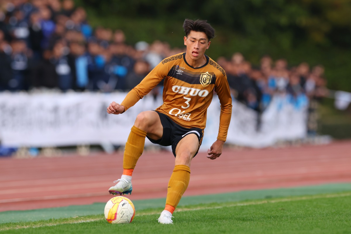 先制ゴールを決めた中央大学の常藤奏【写真:YUTAKA/アフロスポーツ】