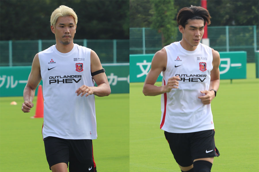 チームに合流した浦和の山根視来と瀬古樹【写真:轡田哲朗】