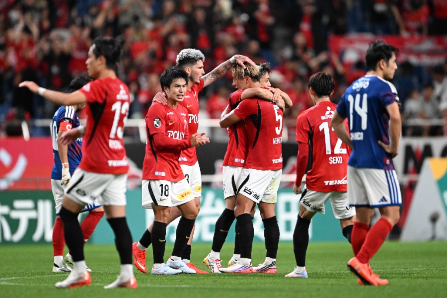 今季リーグ戦初勝利を飾った浦和【写真:徳原隆元】