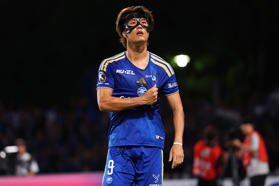 小川航基が川崎戦で圧巻2ゴール【写真:Getty Images】