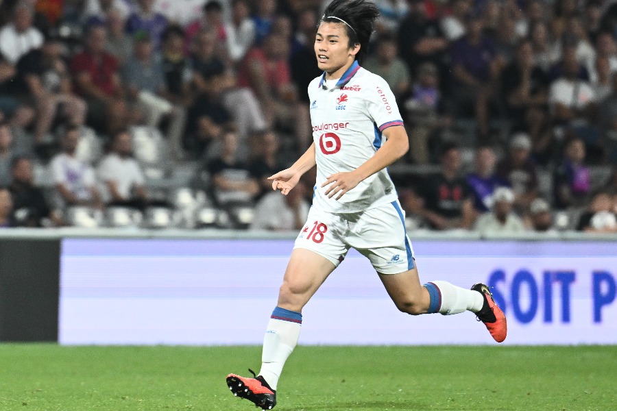 リールの上田綺世【写真：L'EQUIPE/アフロ】