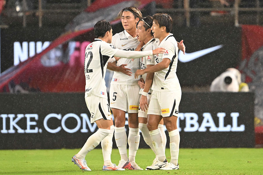 浦和がクリーンシートで3連勝【写真:徳原隆元】