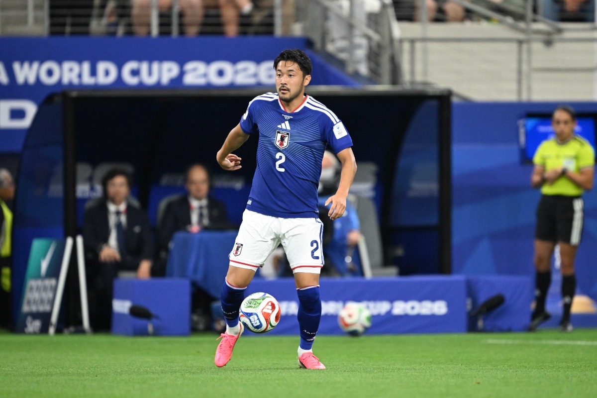 カリアリに移籍した日本代表DF菅原由勢【写真:徳原隆元】