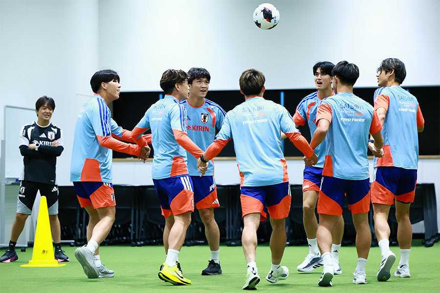 初日に16人が集結した【写真:(C) JFA】
