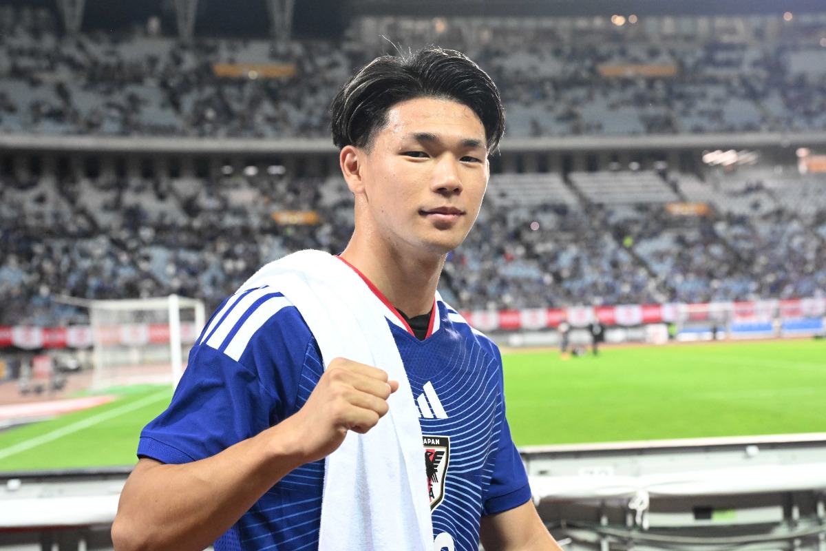 塩貝健人のゴールパフォーマンスが話題に【写真：徳原隆元】