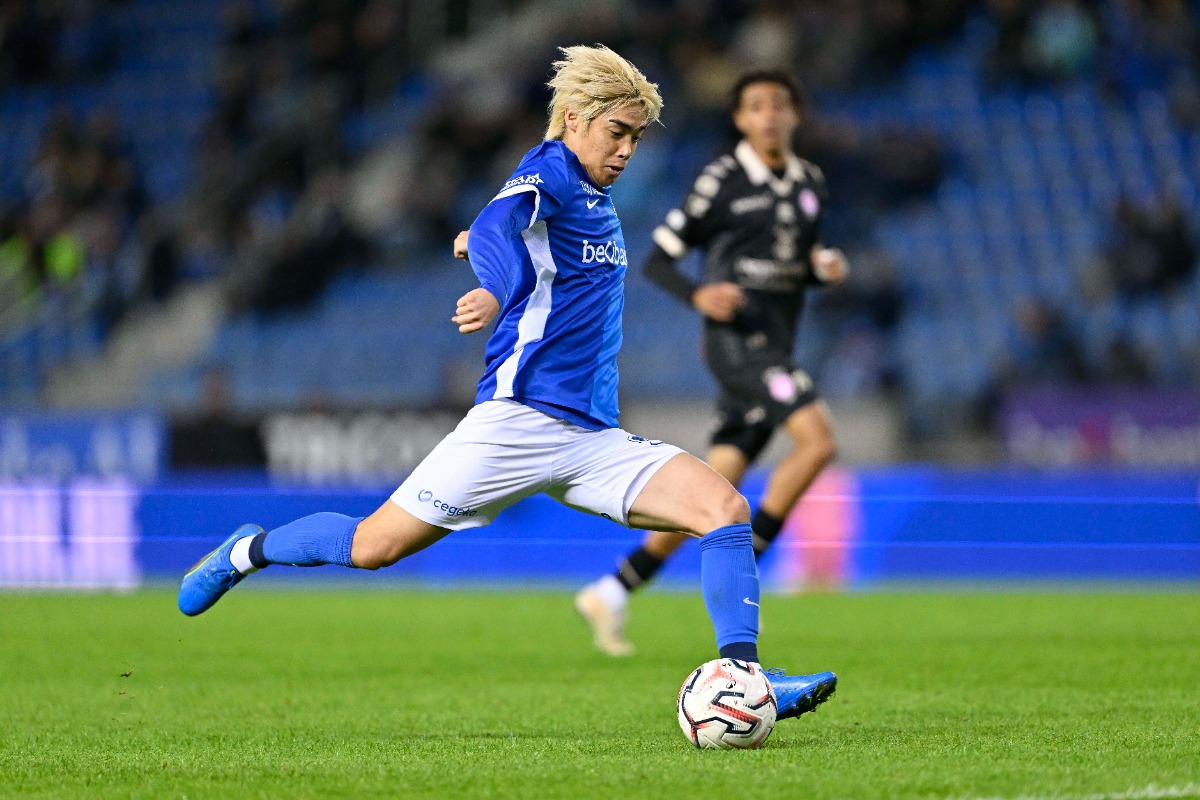 ゲンクの日本代表MF伊東純也【写真：PsnewZ/アフロ】