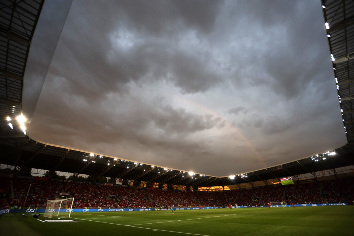 サッカーピッチで衝撃の光景(写真はイメージ)【写真:ロイター】