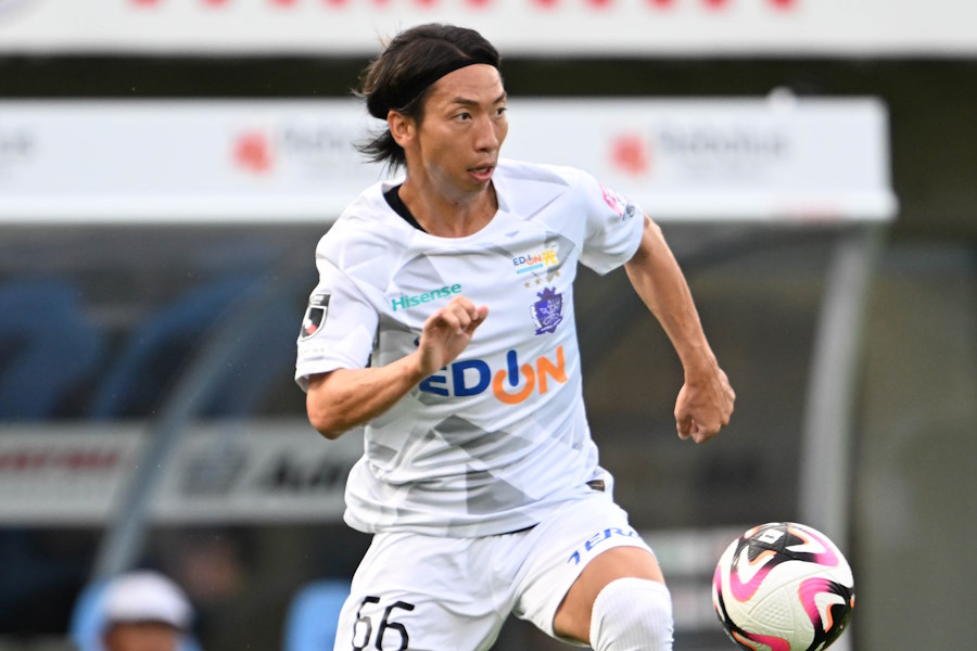 川辺駿が見た日本のサッカー環境【写真:徳原隆元】