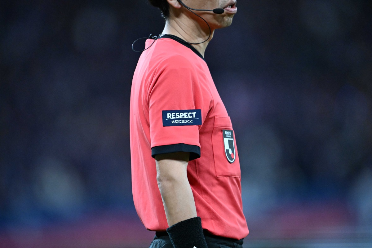Jリーグの審判レベル向上に必要なコストとは？（写真はイメージ）【写真：徳原隆元】