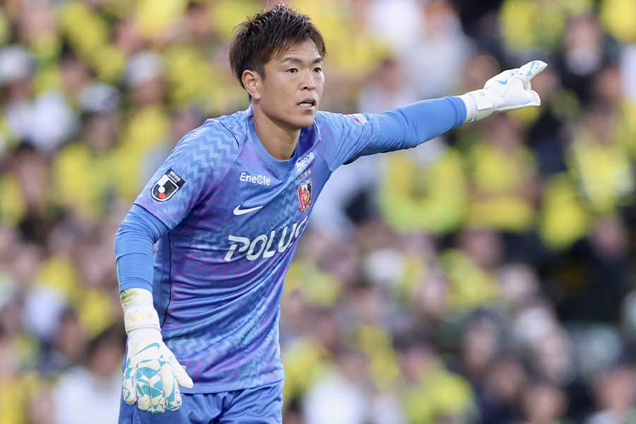 西川周作が柏戦でJ1通算672試合出場を達成した【写真:産経新聞社】