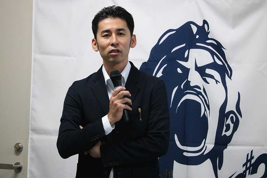 日本体育大学保健医療学部の鈴木健介教授【写真:FOOTBALL ZONE編集部】