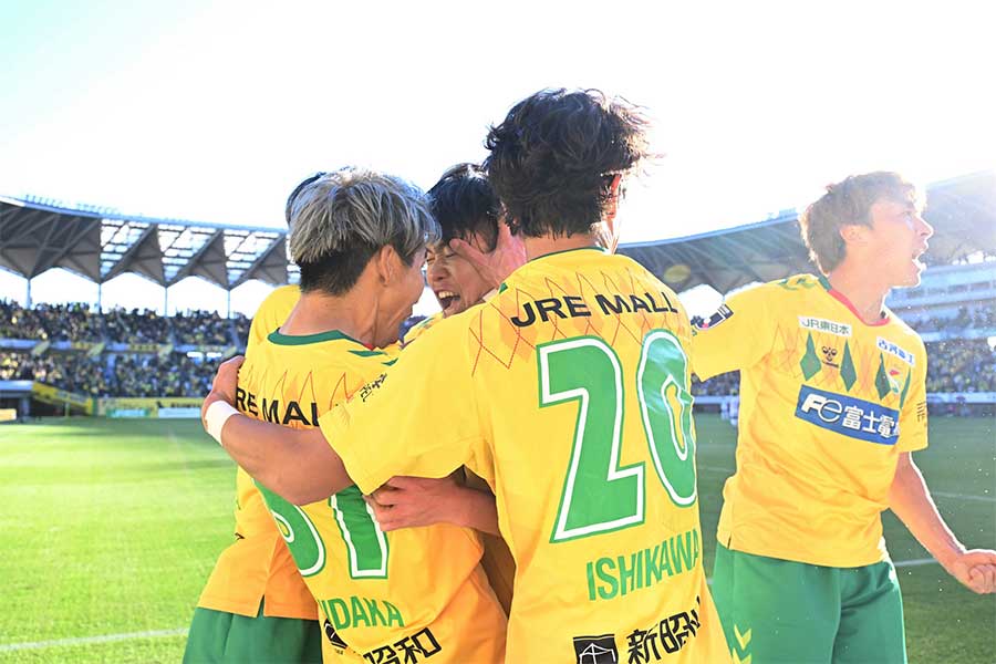 J1昇格プレーオフ準決勝を逆転で制した千葉【写真:徳原隆元】