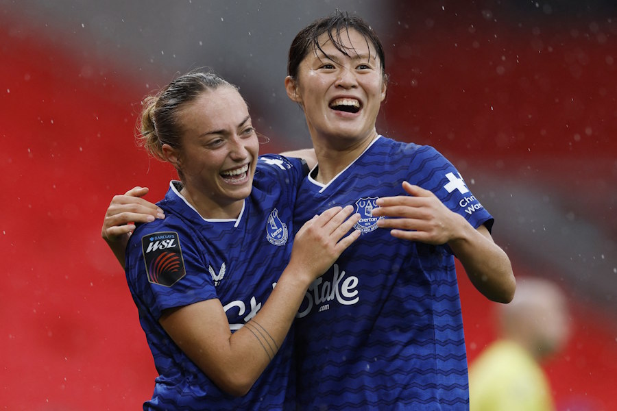エバートンに所属する石川璃音【写真：ロイター/アフロ】