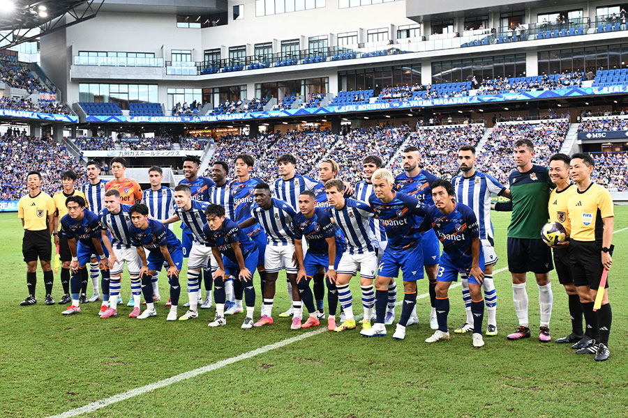 来日したレアル・ソシエダの選手たち【写真:徳原隆元】