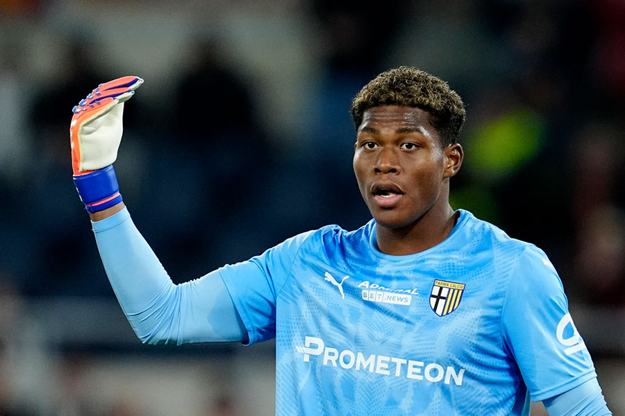 パルマの鈴木彩艶【写真:Insidefoto/アフロ】